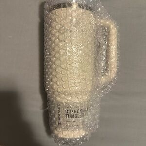 30oz Cream Stanley Quencher tumbler